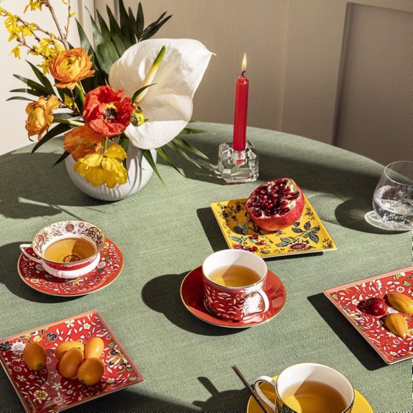 Phân Biệt Tách Trà Trio và True Trio Trong Gốm Sứ Anh