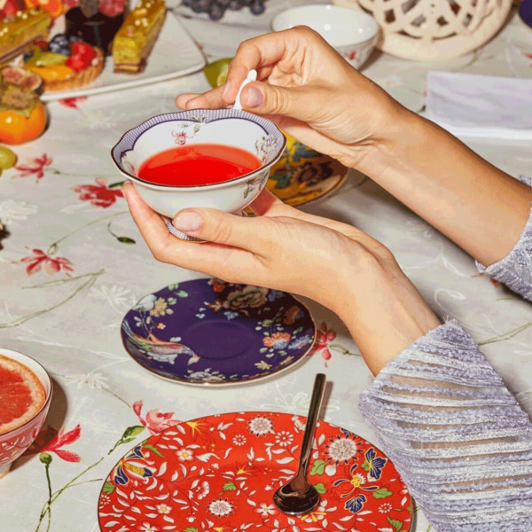 Mẹo Xác Định Tuổi Của Tách Trà Anh Quốc Đơn Giản