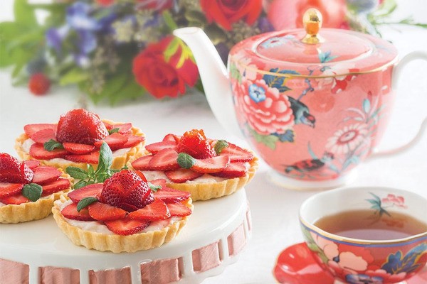 Gợi Ý Quà Tặng Tết Nhâm Dần Cho Người Mê Gốm Sứ Anh