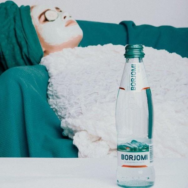 Lợi Ích Của Nước Khoáng Với Làn Da