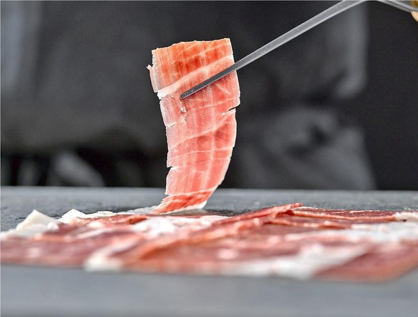 Đùi Heo Muối Redondo Iglesias – Quà Tặng Đẳng Cấp Bậc Nhất Dịp Tết Nhâm Dần 2022