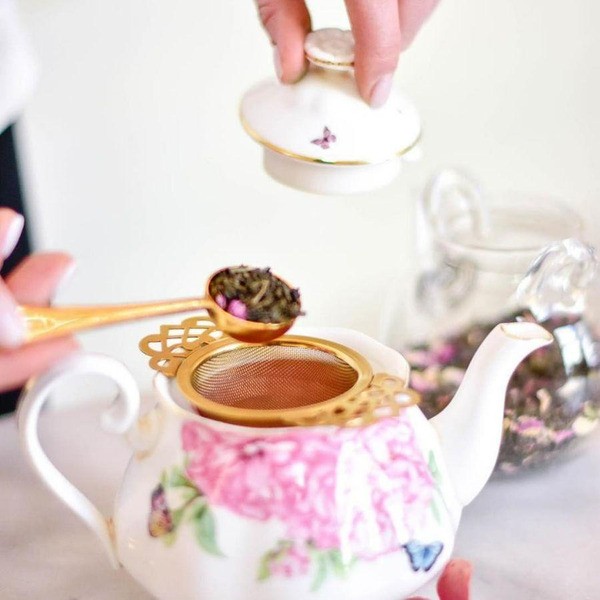 Lưu Ý Khi Tham Dự Tiệc Trà Chiều Kiểu Anh